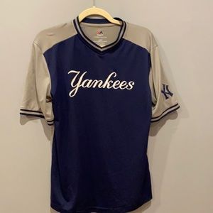 Men’s New York Yankees Golf Shirt